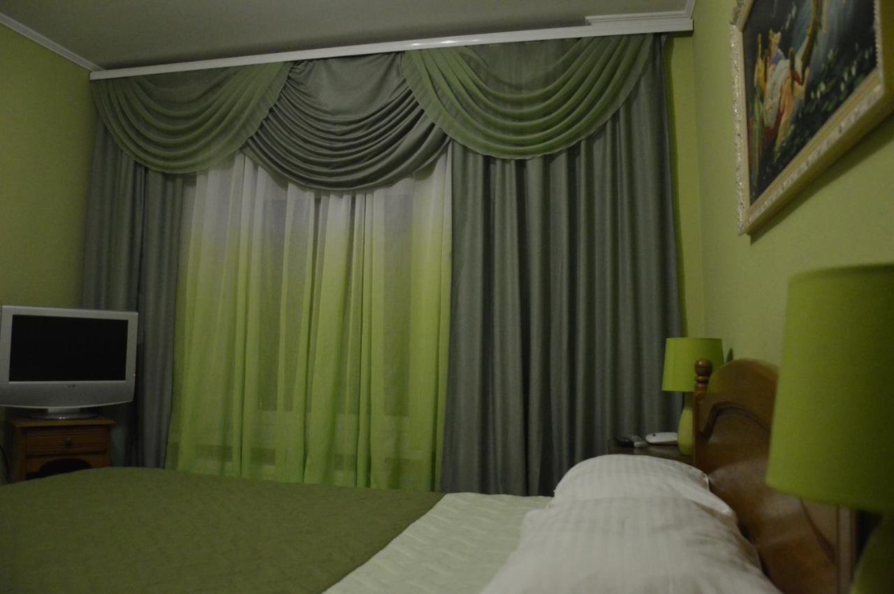 צ'רנוביץ Knaus Apartments מראה חיצוני תמונה
