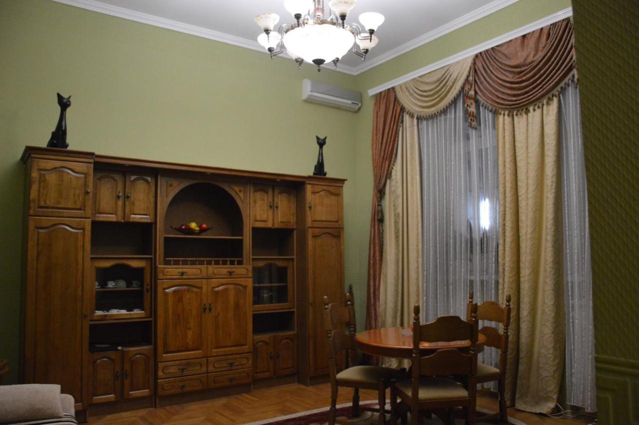 צ'רנוביץ Knaus Apartments מראה חיצוני תמונה